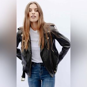 ⭐️UNDERSTATED LEATHER JACKET ⭐️